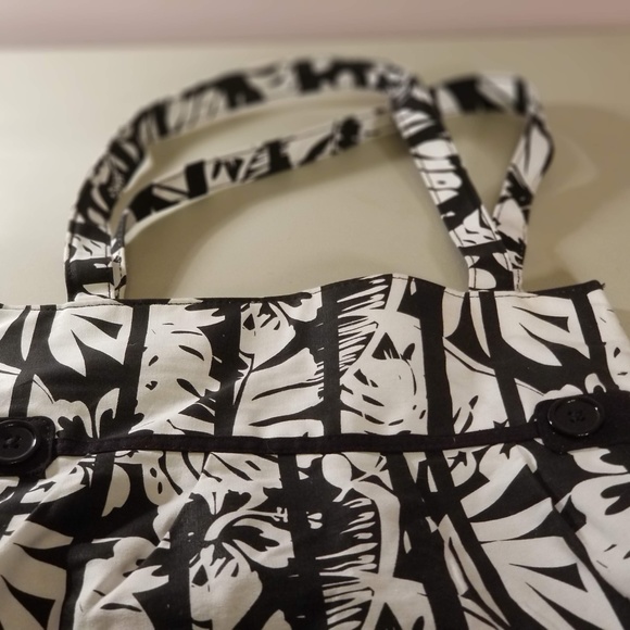 LARGE TOTE BAG/PURSE - Picture 2 of 4